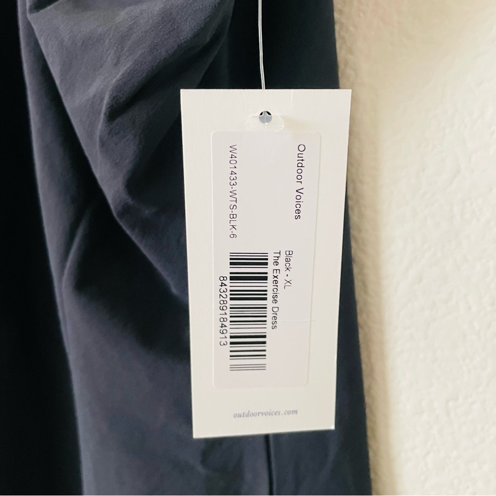 NWT Outdoor Voices XL The Exercise Dress in black - Picture 4 of 6